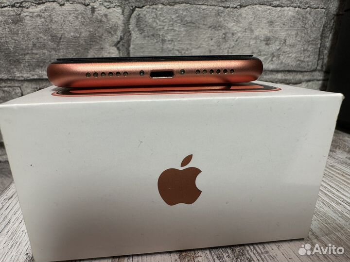 Телефон apple xr