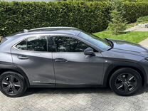 Lexus UX 2.0 CVT, 2020, 51 902 км, с пробегом, цена 1 800 000 руб.