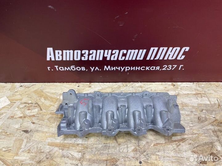 Впускной коллектор Renault Logan