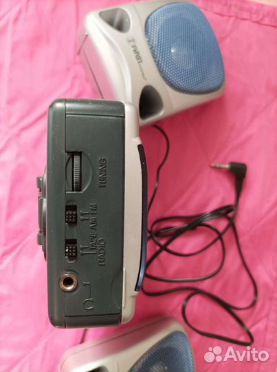 Кассетный плеер First (радио) / колонки