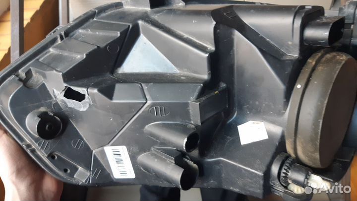 Фара Ford Ecosport