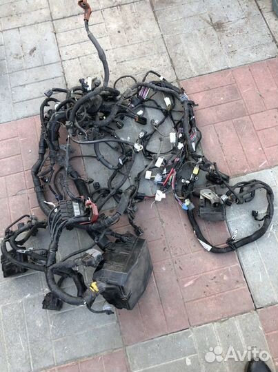 Mitsubishi outlander 3 проводка под капотная