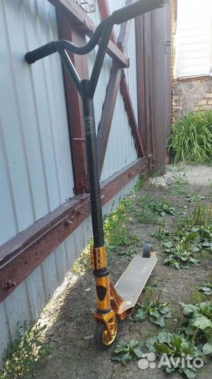 Трюковой самокат