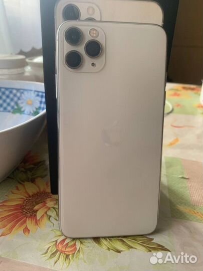 iPhone 11 Pro Max, 64 ГБ