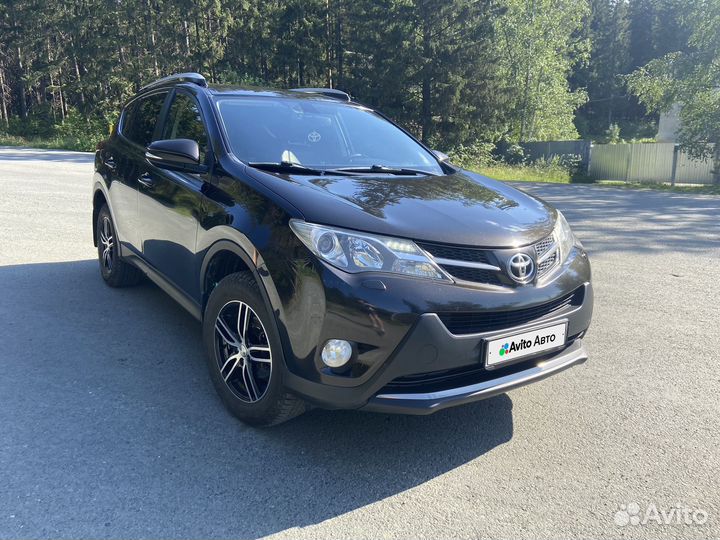Toyota RAV4 2.2 AT, 2013, 186 000 км