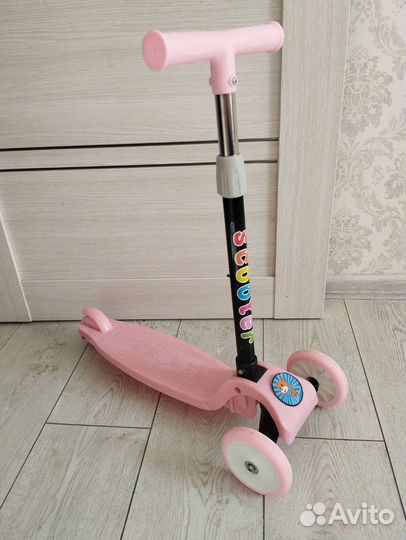 Самокат детский трехколесный