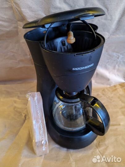Кофеварка капельная Redmond