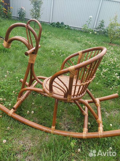 Детская игрушка качалка-лошадка