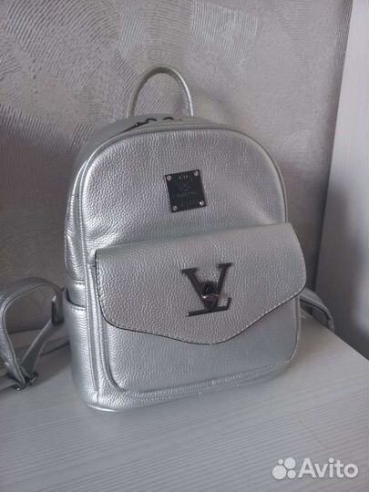 Рюкзак женский серебрянный