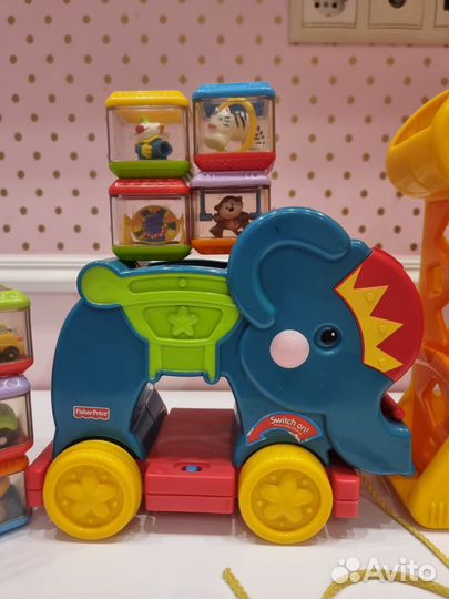 Игрушки фишер прайс с кубиками пакетом