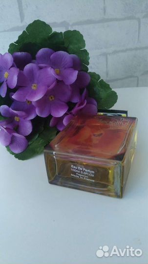 Духи молекула 04