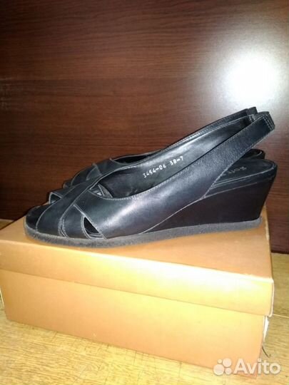 Женская обувь 38 размер