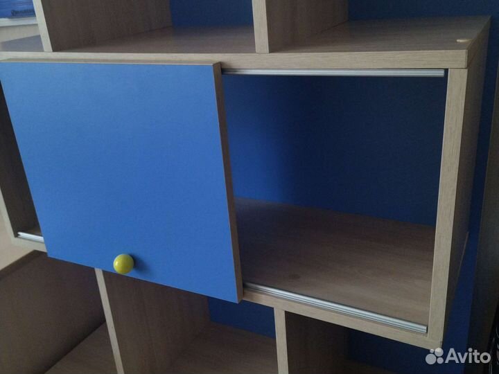 Стеллаж для книг детский