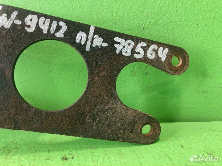 Кронштейн осушителя MAN TGA