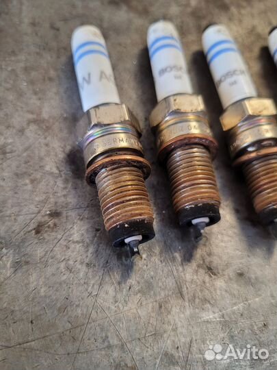 Свечи зажигания 04E905612C (VW 1.4 TSI)