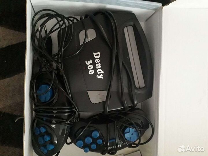 Игровая приставка dendy