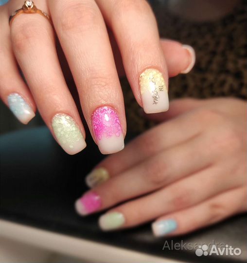 Маникюр, педикюр, наращивание ногтей