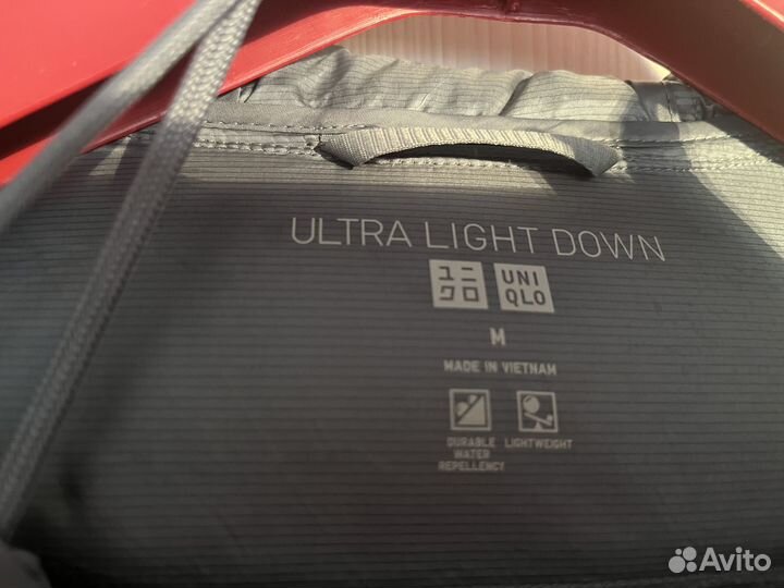 Ультралегкий пуховик Uniqlo М