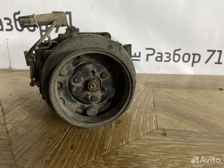 Компрессор кондиционера Mitsubishi Legnum I (1996—