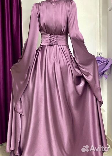 Массовый и индивидуальный пошив женской одежды