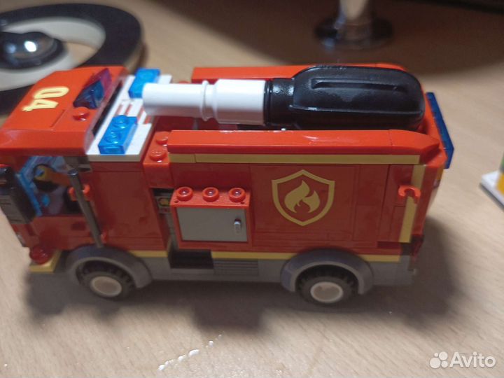 Lego city пожарная машина