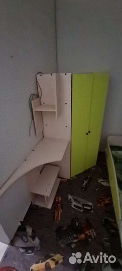 Отдам бесплатно мебель детской комнаты