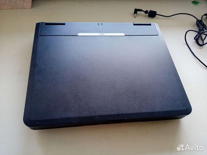 Ноутбук NEC Versa 15'