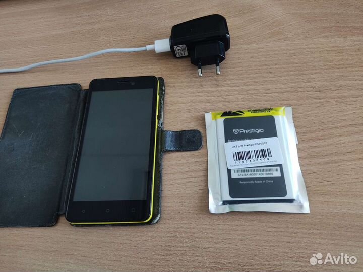 Prestigio Wize N3, 4 ГБ