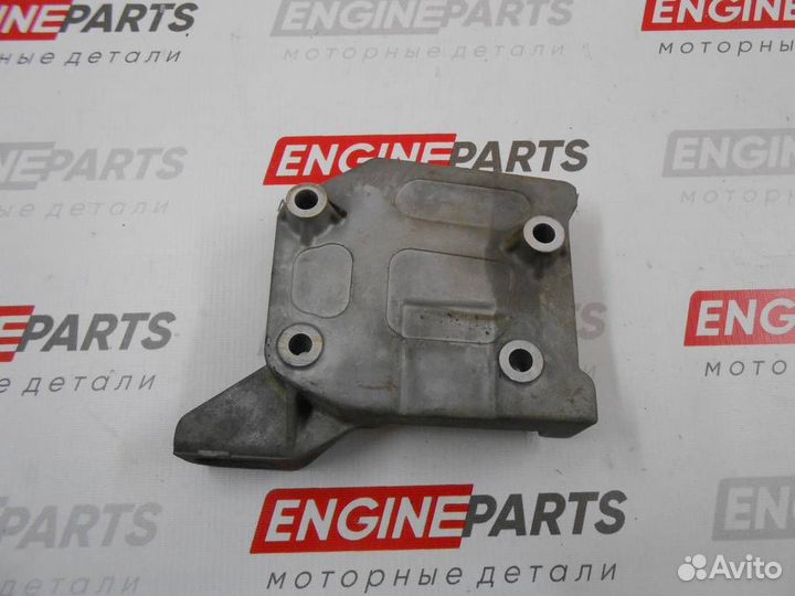 Кронштейн кондиционера Mazda Capella gwer(97-02)