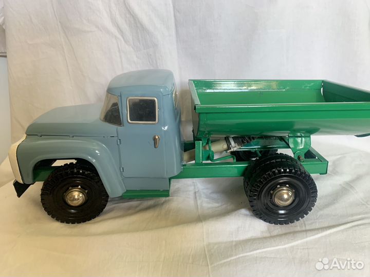 Игрушка-самосвал ЗИЛ СССР 70г