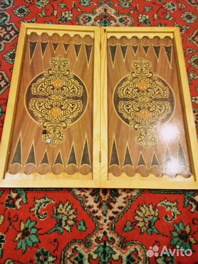 Ящик для игры в нарды