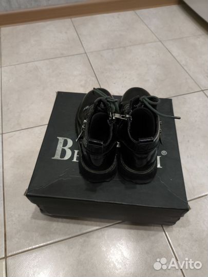 Ботинки демисезонные для девочки 30р