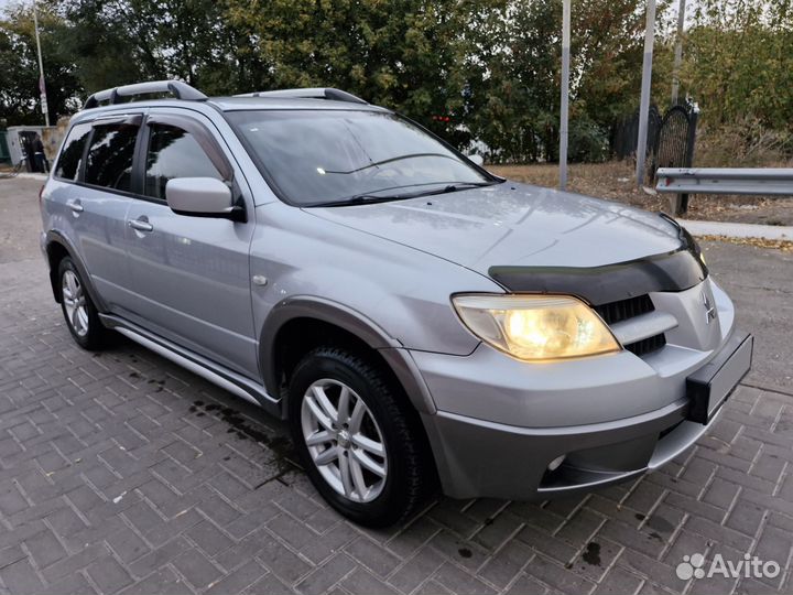 Mitsubishi Outlander 2.4 МТ, 2006, 280 500 км