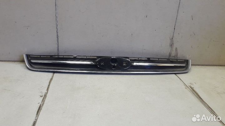 Решетка радиатора Ford Kuga