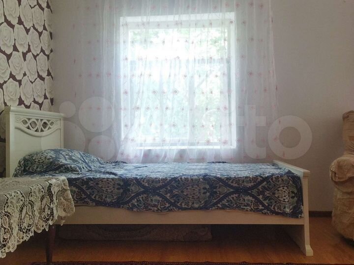 Комната 40 м², 1/2 эт.