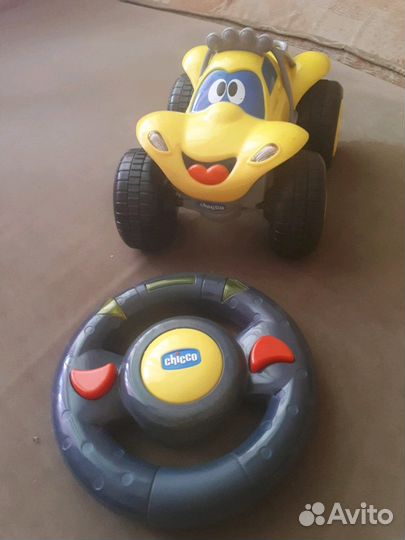 Машинка чико