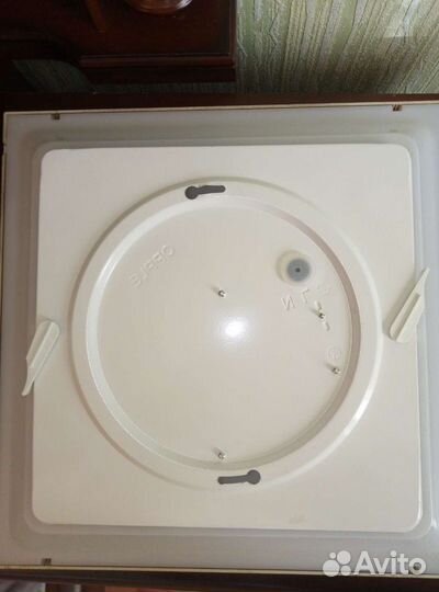 Светодиодный светильник настенно-потолочный opple