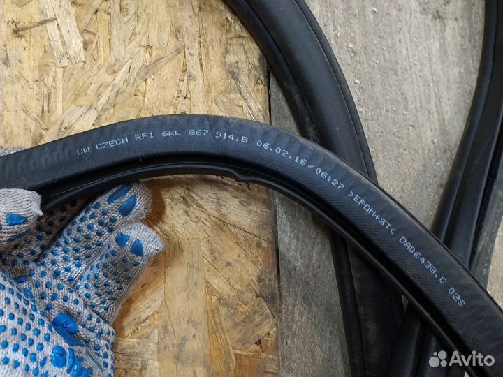 Уплотнители дверей Фольксваген Поло 5 рестайлинг