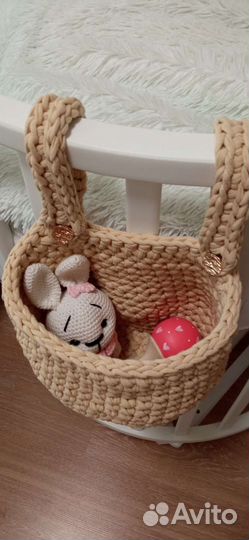 Корзинка-кормашек на кроватку