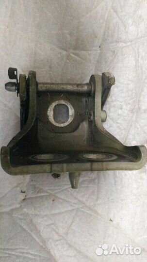 Петля двери передняя правая Citroen C4 2 1.6 VTI