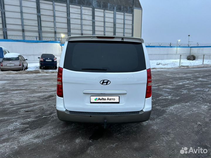 Hyundai Grand Starex 2.5 AT, 2009, 320 000 км