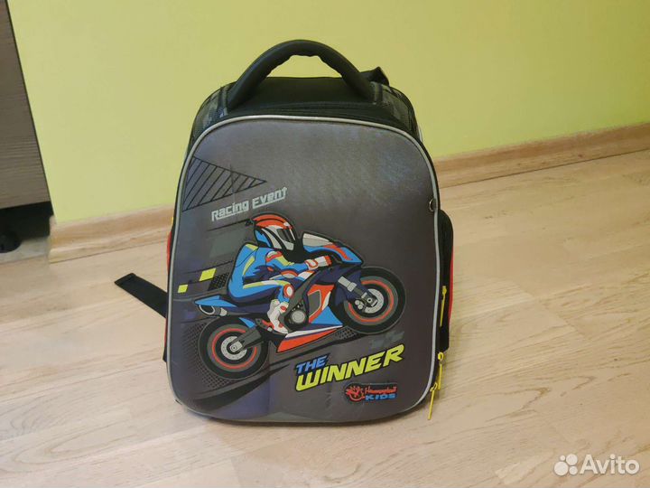 Рюкзак школьный hummingbird kids