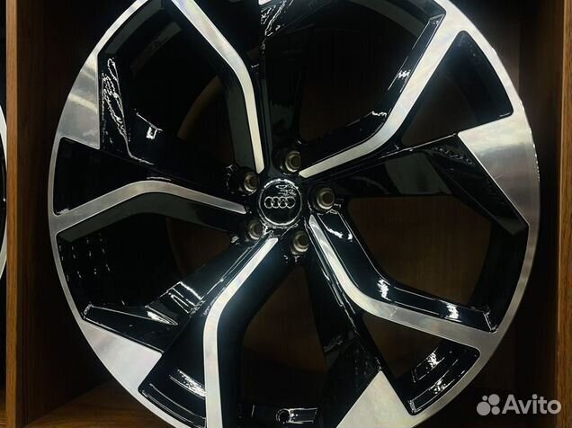 Диски R22 5x112 Audi Q7 Q8