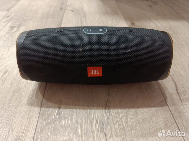Колонка jbl charge 4