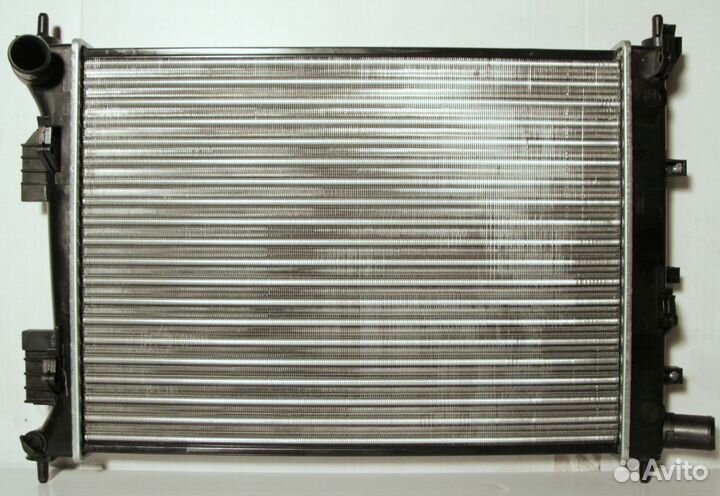 Радиатор охлаждения Hyundai Solaris I20 Kia Rio