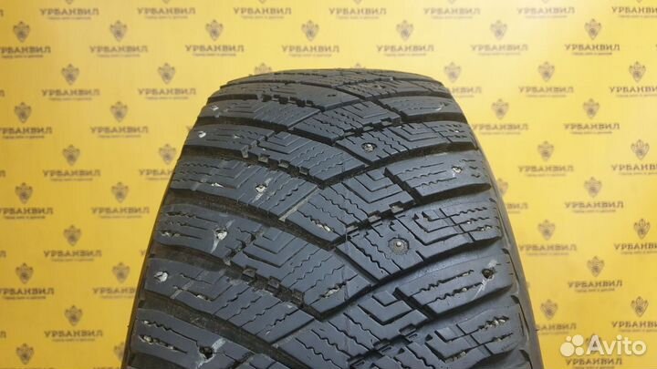 Goodyear UltraGrip Ice Arctic SUV 225/60 R18 104T