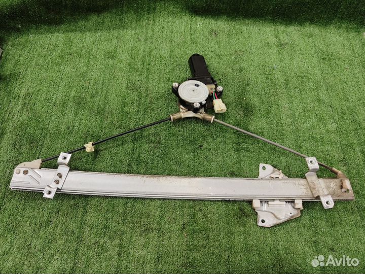 Электро стеклоподъемник Mitsubishi Space Runner