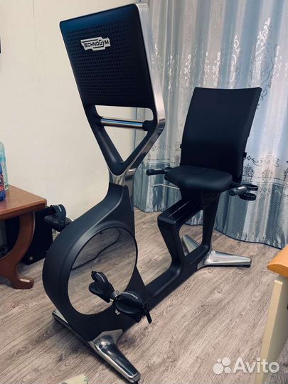 Велотренажер Technogym Recline Personal