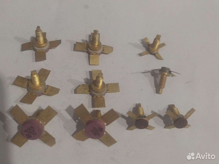 Транзисторы кт 907А, 606б