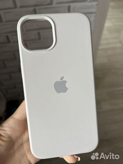 Чехлы на iPhone 13 новый